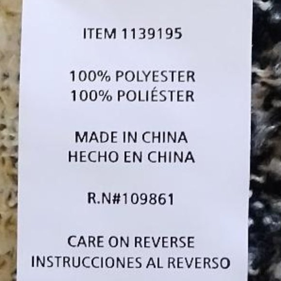 emanuel geraldo Blanket and Infinity Scarf 2 Pack - Picture 4 of 6